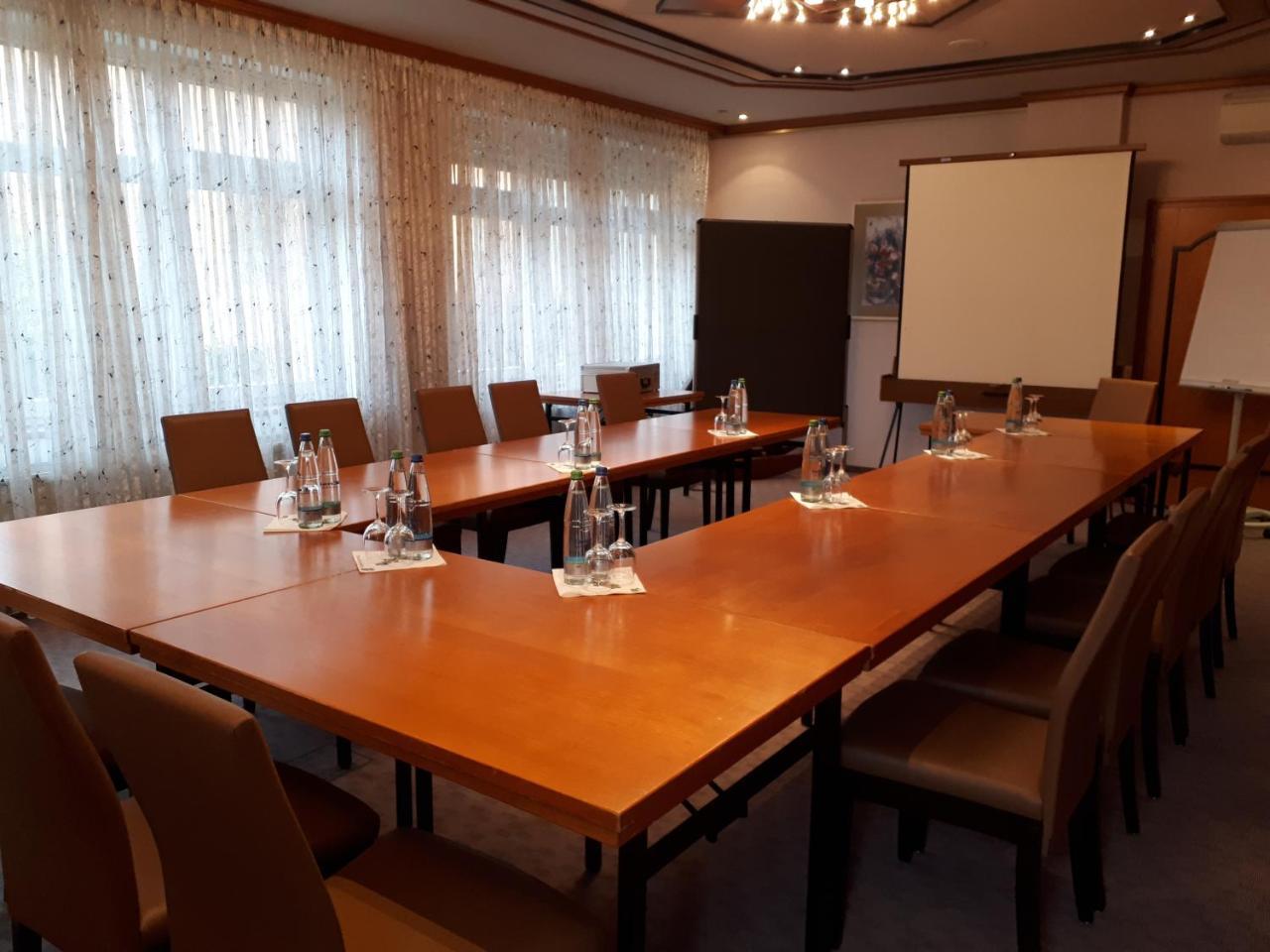 Brauereigasthof Dachsenfranz Zuzenhausen Kültér fotó